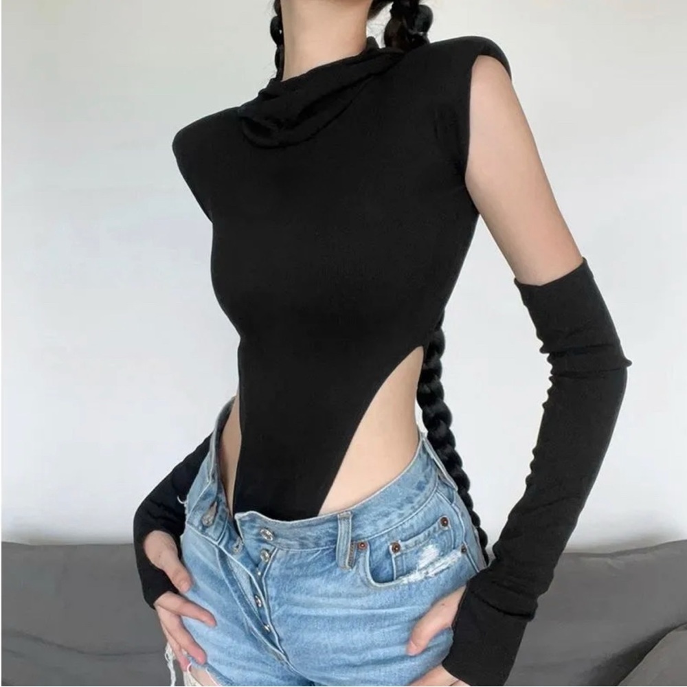 KOLLYY Padded Shoulder Sleeveless Bodysuit Top with Chain Details Women Size SML